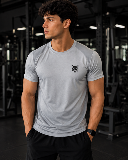 FerLynx Performance Tee Gray Black - Model in gym